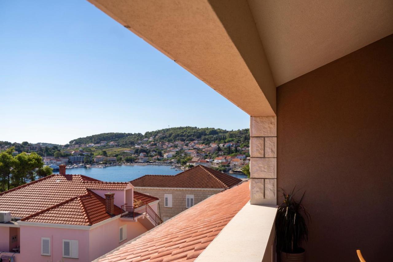 House Fidulic - Penthouse The View Daire Lumbarda Dış mekan fotoğraf