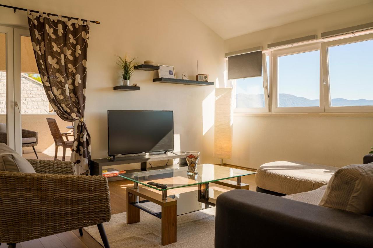 House Fidulic - Penthouse The View Daire Lumbarda Dış mekan fotoğraf
